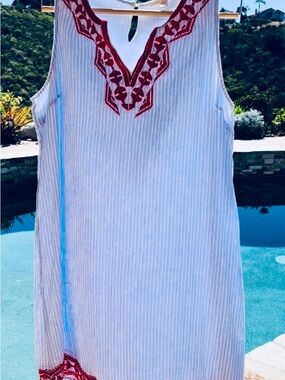 Skies Are Blue White Shift Dress with Red Embroidered Neck